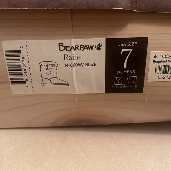 Bearpaw Sweater Boots with Pom Pom Ties, Size 7 - Picture 7 of 7